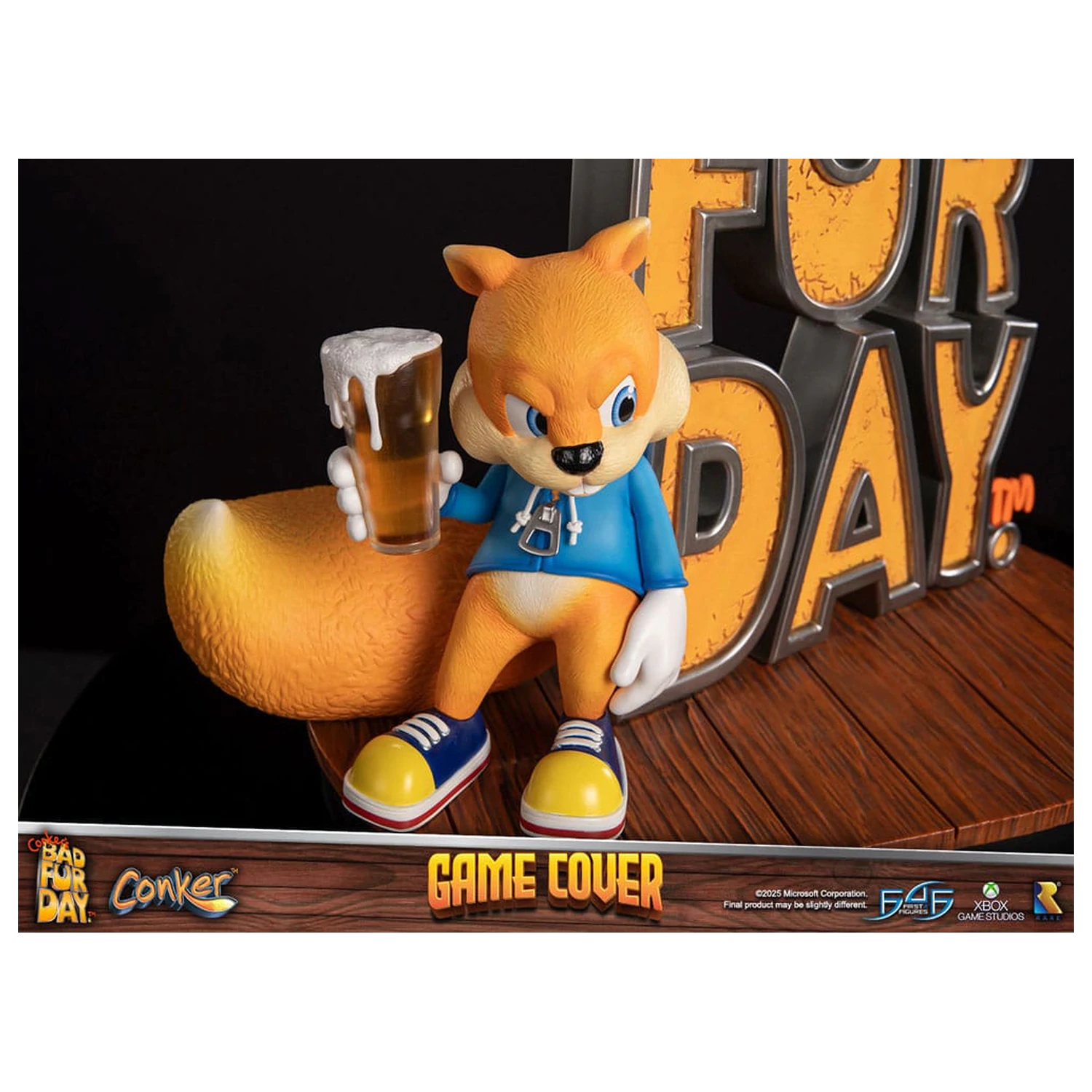 Conker´s Bad Fur Day Statue Spiel Cover Exklusive Edition 45 cm Produktfoto