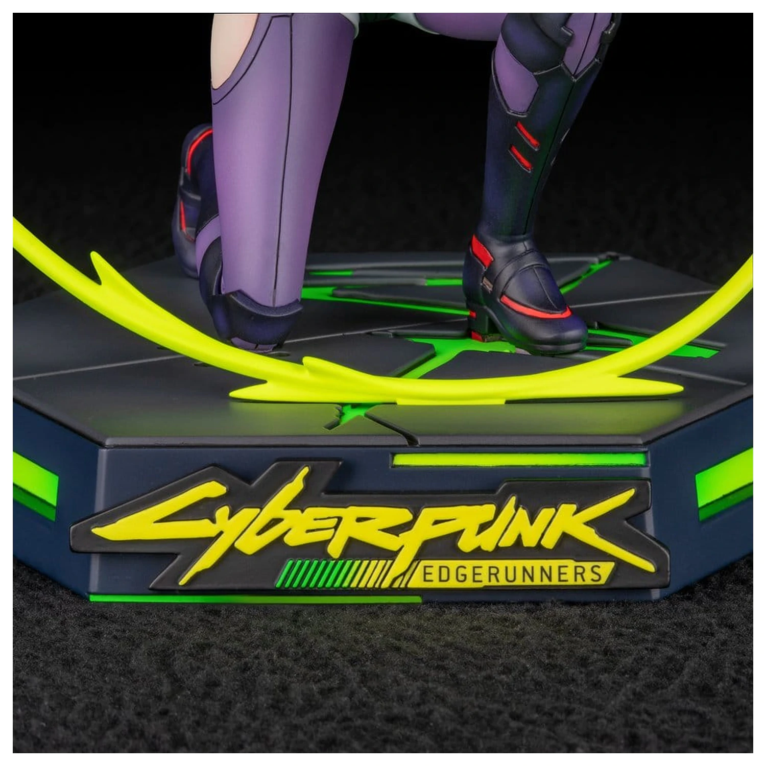 Cyberpunk Edgerunners PVC Figur Lucy 18 cm Produktfoto