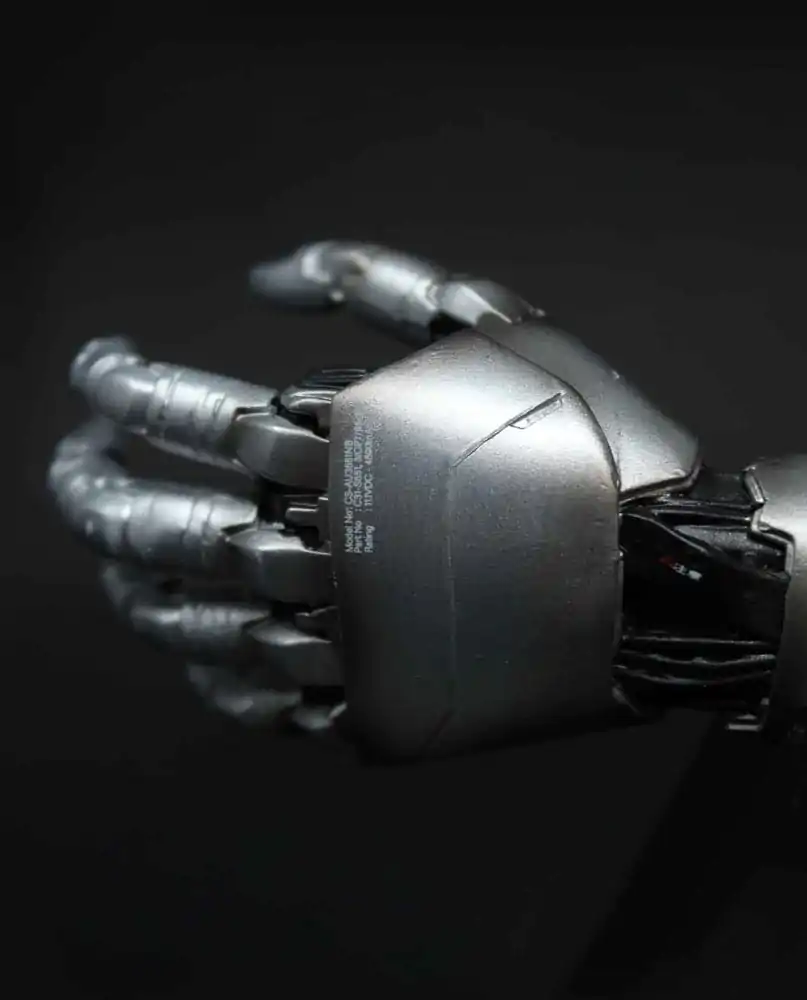 Cyberpunk: Edgerunners Replik Silverhand Arm 30 cm termékfotó