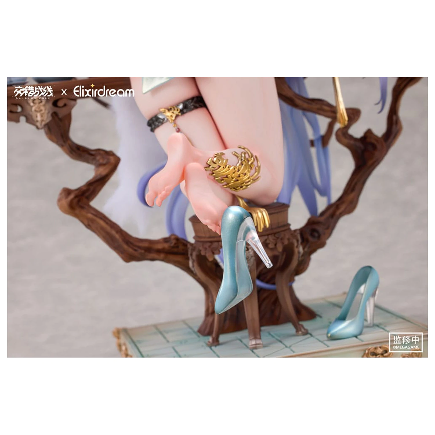 Daiblos Core PVC Statue 1/6 Zeus Chess Dream Ver. 32 Zentimeter Produktfoto