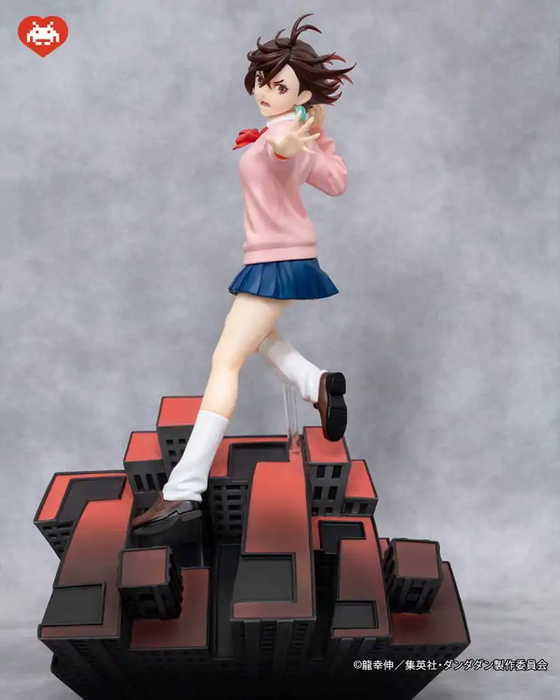 Dandadan Dressta PVC Statue Momo 23 cm Produktfoto