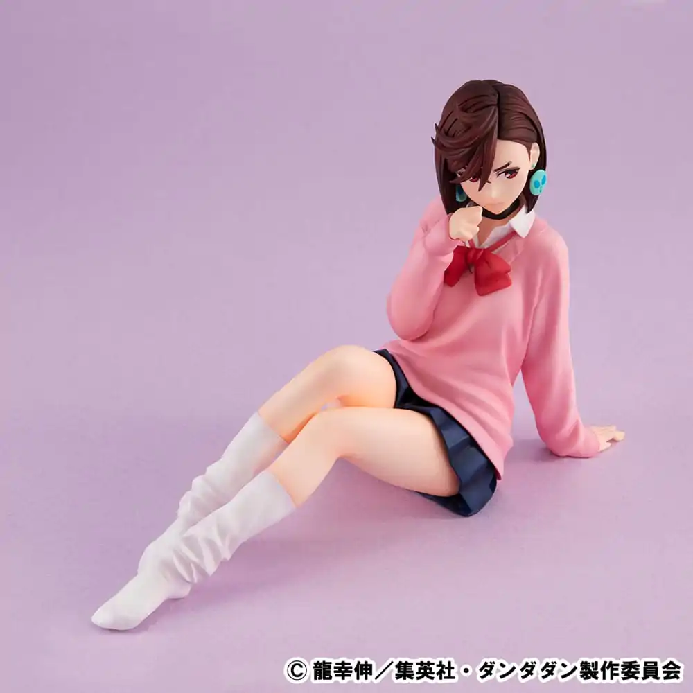 Dandadan Melty Princess PVC Statue Momo Palm Size 9 cm Produktfoto