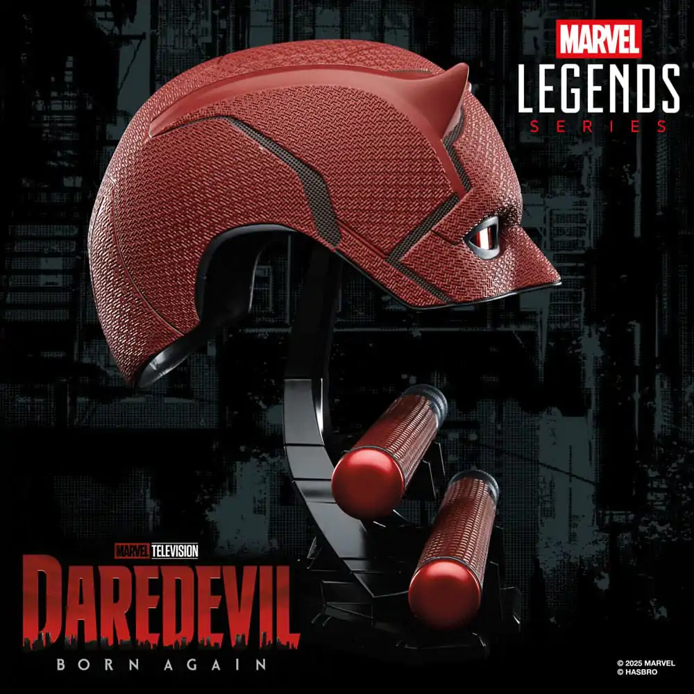 Daredevil: Born Again Premium Rollenspielmaske und Schlagstock Produktfoto
