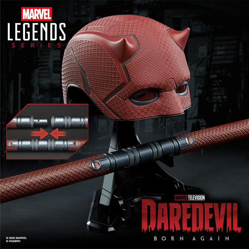 Daredevil: Born Again Premium Rollenspielmaske und Schlagstock Produktfoto
