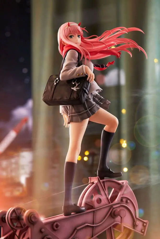 Darling in the Franxx PVC Statue 1/7 Zero Two School Uniform Version 29 cm Produktfoto