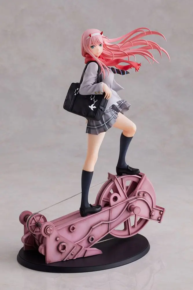 Darling in the Franxx PVC Statue 1/7 Zero Two School Uniform Version 29 cm Produktfoto