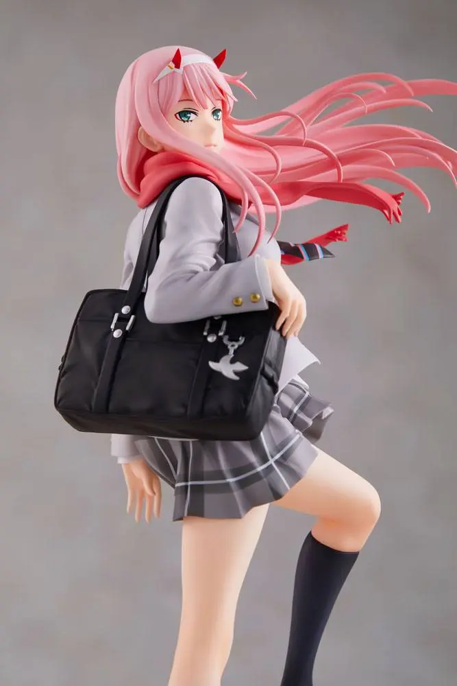 Darling in the Franxx PVC Statue 1/7 Zero Two School Uniform Version 29 cm Produktfoto