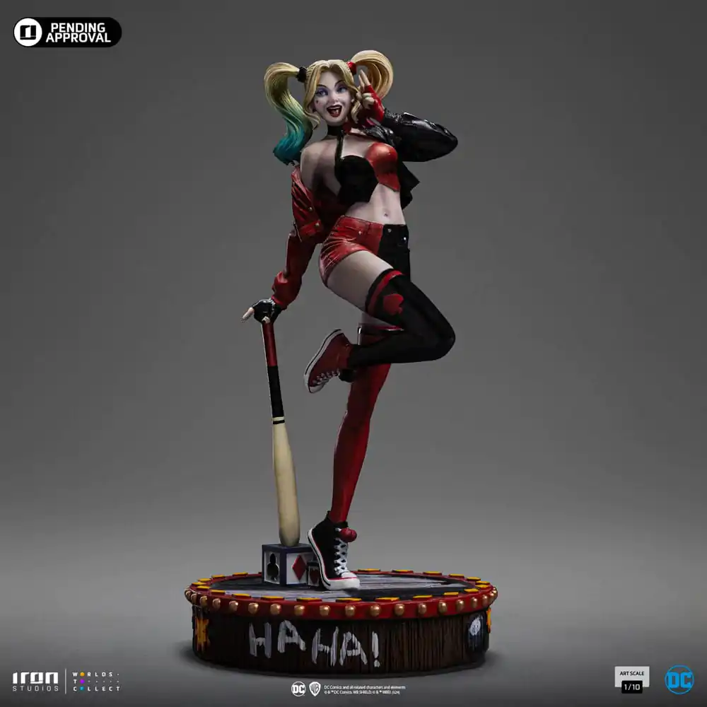 DC Comics Art Scale Statue 1/10 Harley Quinn (Gotham City Sirens) 22 cm termékfotó