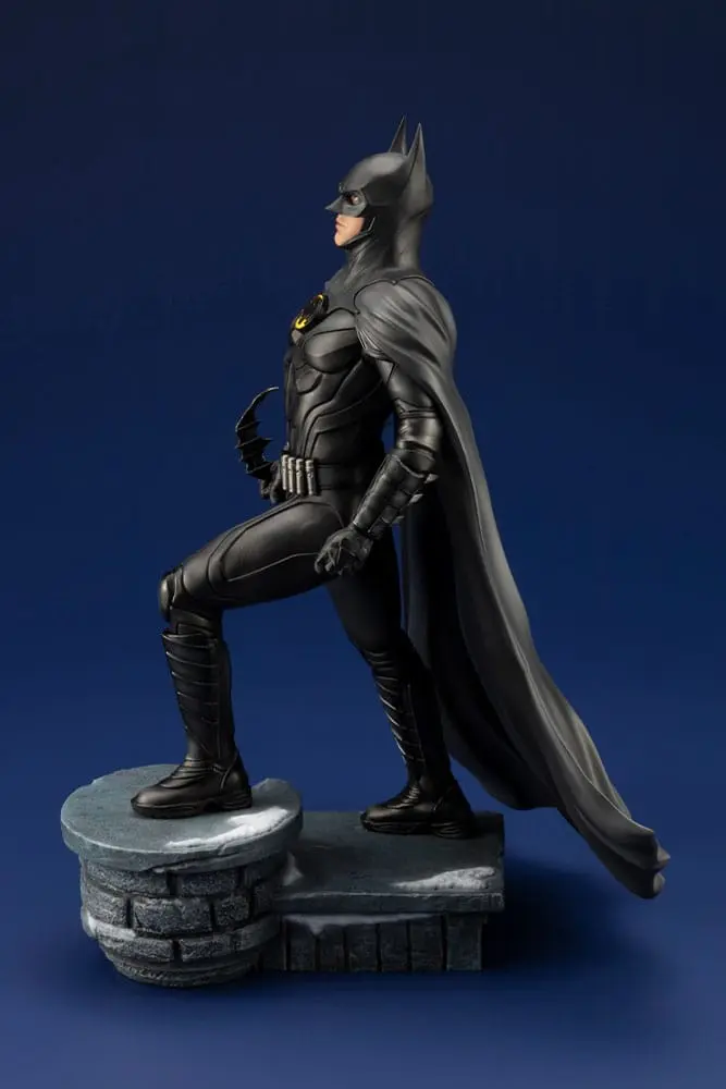 DC Comics ARTFX Statue 1/6 The Flash Movie Batman 34 cm termékfotó