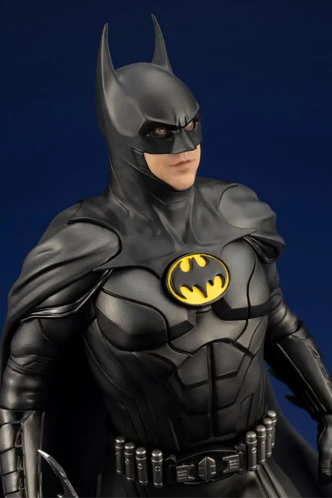 DC Comics ARTFX Statue 1/6 The Flash Movie Batman 34 cm termékfotó