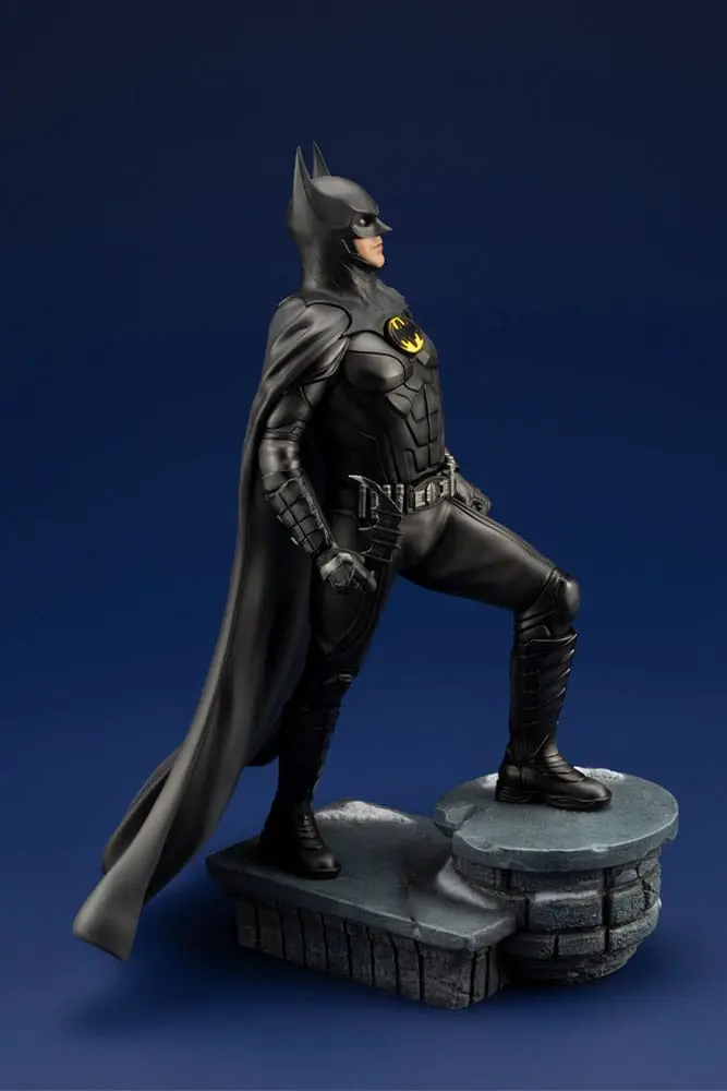 DC Comics ARTFX Statue 1/6 The Flash Movie Batman 34 cm termékfotó