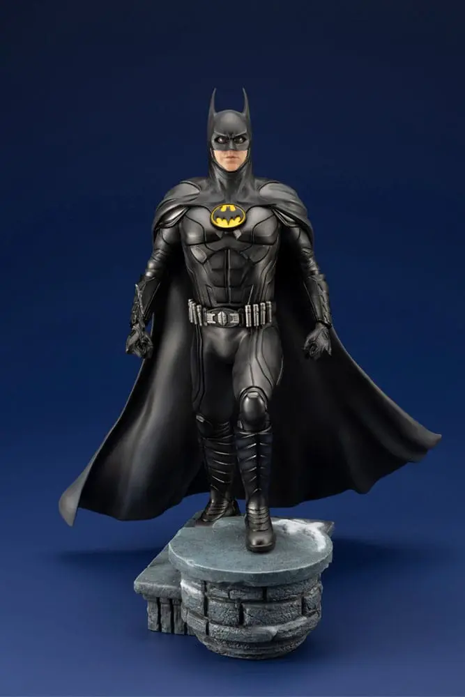 DC Comics ARTFX Statue 1/6 The Flash Movie Batman 34 cm termékfotó