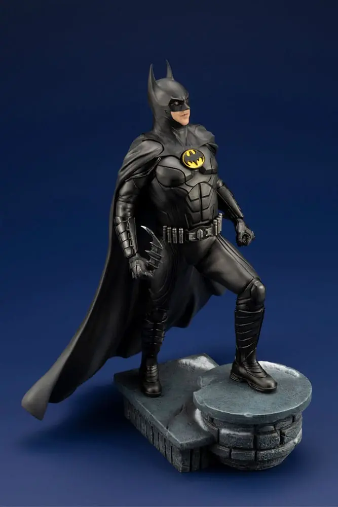 DC Comics ARTFX Statue 1/6 The Flash Movie Batman 34 cm termékfotó