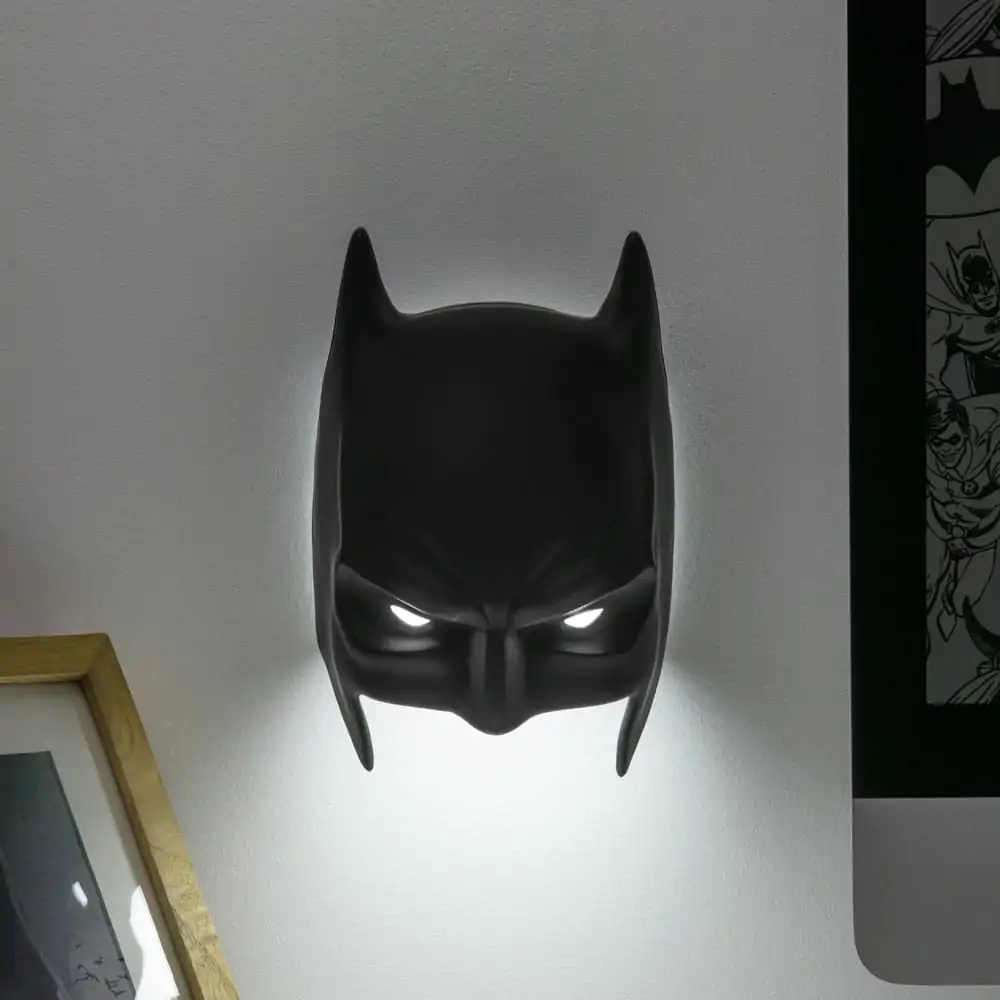 DC Comics 3D LED Leuchte Batman Maske Produktfoto