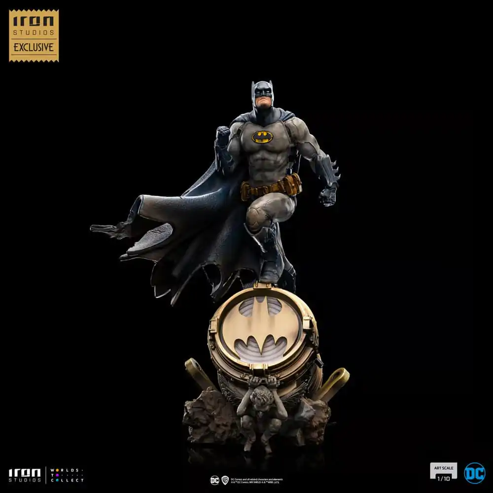 DC Comics Batman on Bat-Signal 1:10 Scale Statue - CCXP23 Exclusive Produktfoto