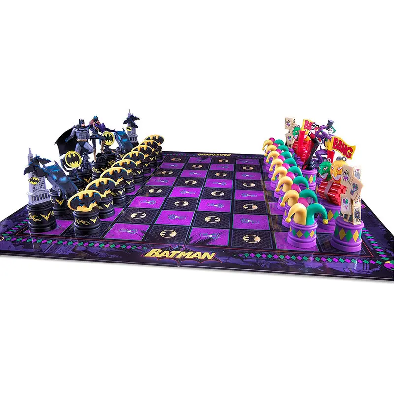 DC Comics Batman vs Joker chess Produktfoto