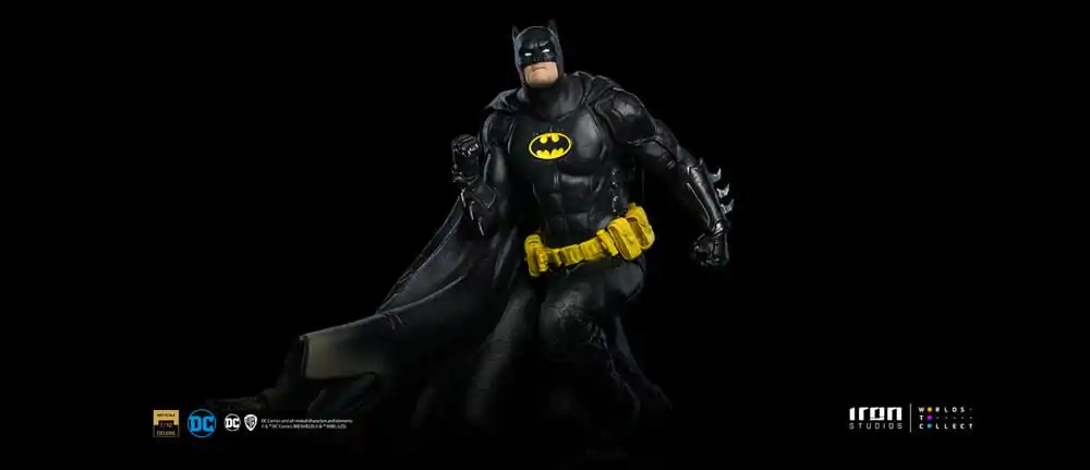 DC Comics BDS Art Scale Statue 1/10 Batman Deluxe (Black Version Exclusive) heo EU Exclusive 30 cm termékfotó