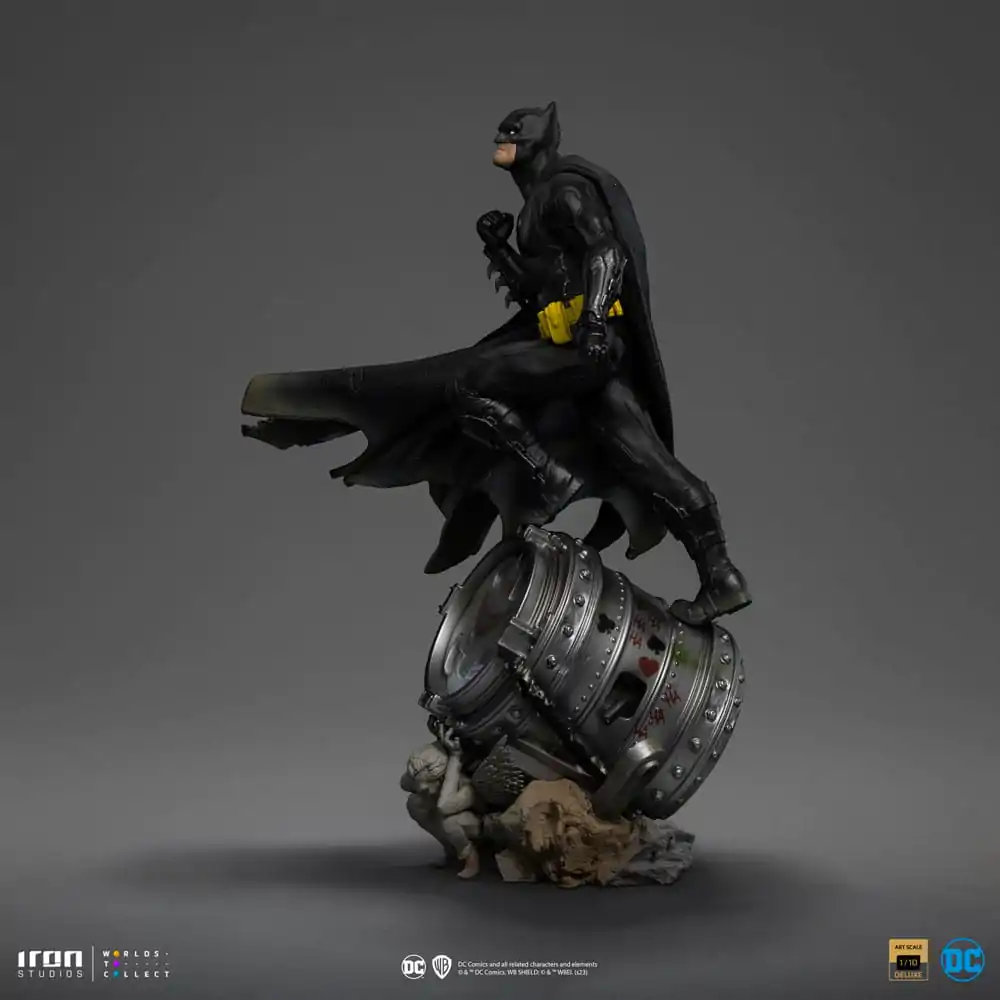 DC Comics BDS Art Scale Statue 1/10 Batman Deluxe (Black Version Exclusive) heo EU Exclusive 30 cm termékfotó