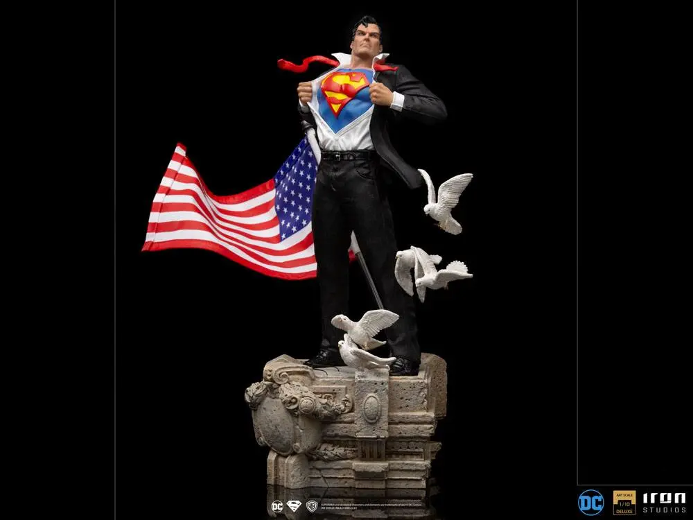 DC Comics Deluxe Art Scale Statue 1/10 Clark Kent 29 cm Produktfoto