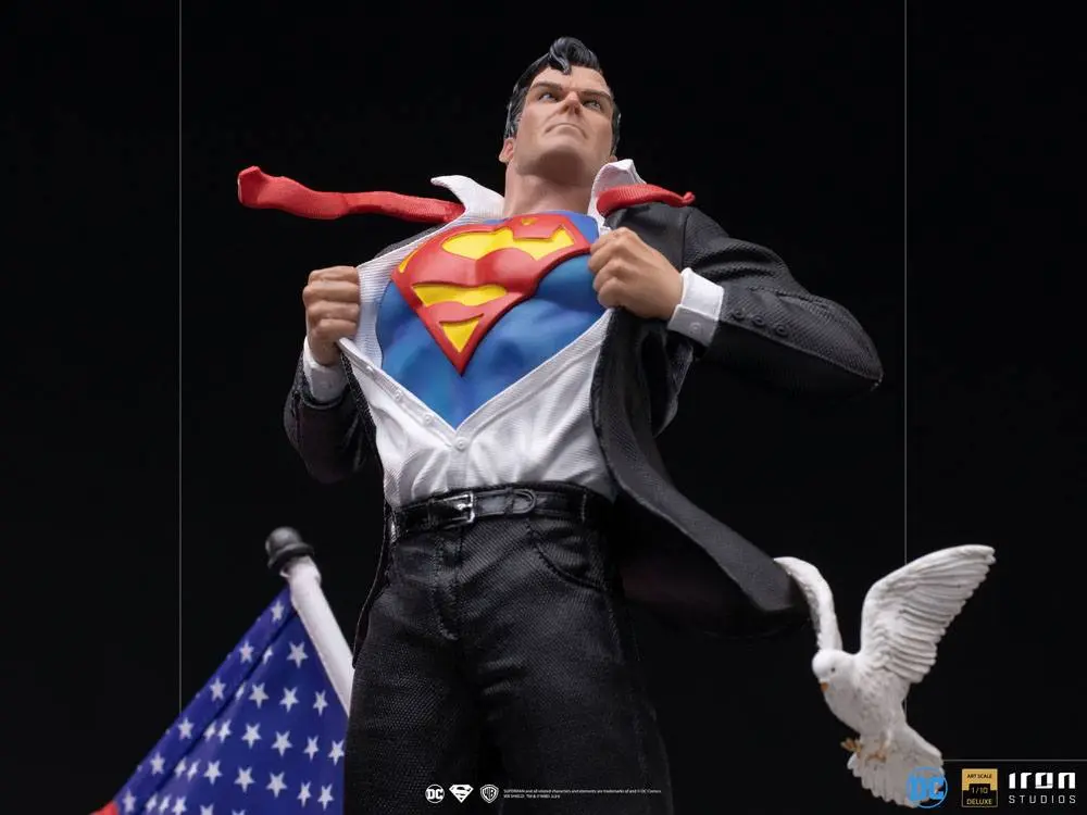 DC Comics Deluxe Art Scale Statue 1/10 Clark Kent 29 cm Produktfoto
