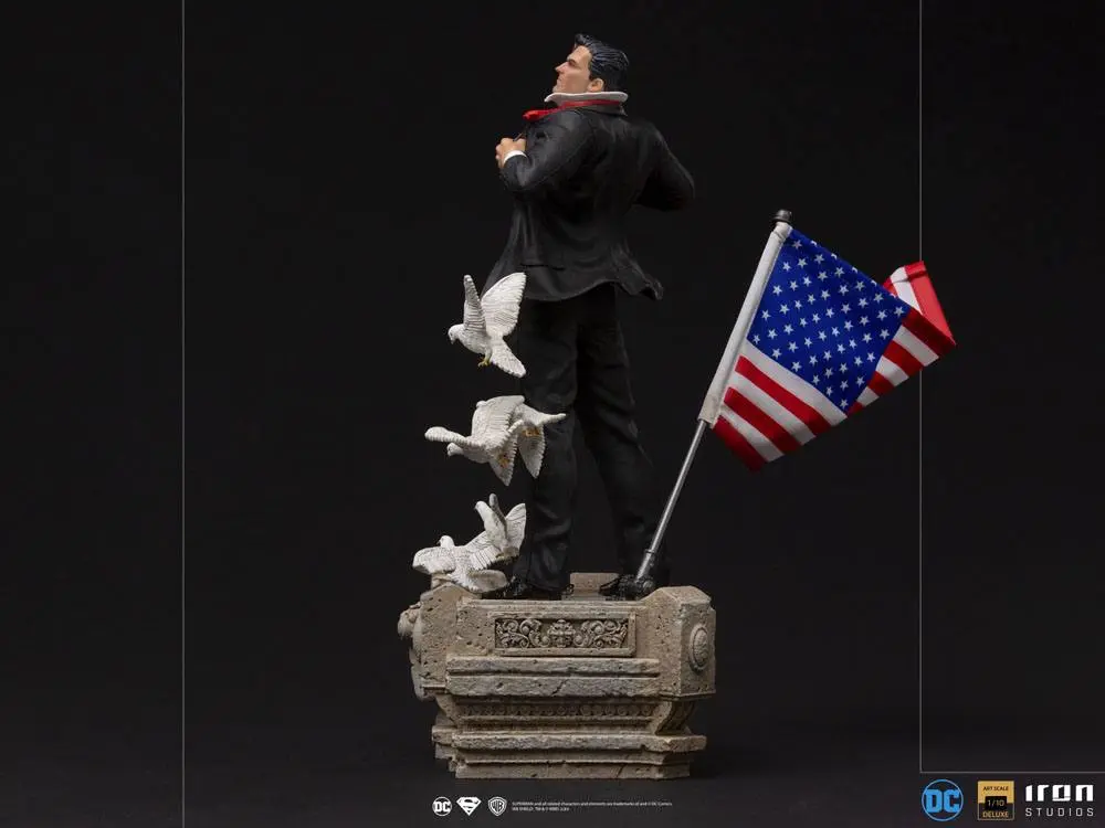DC Comics Deluxe Art Scale Statue 1/10 Clark Kent 29 cm Produktfoto