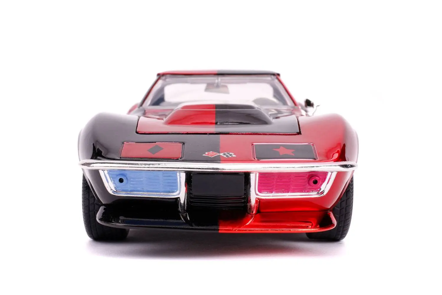 DC Comics Diecast Modell 1/24 1969 Chevy Corvette Stingray mit Figur Produktfoto