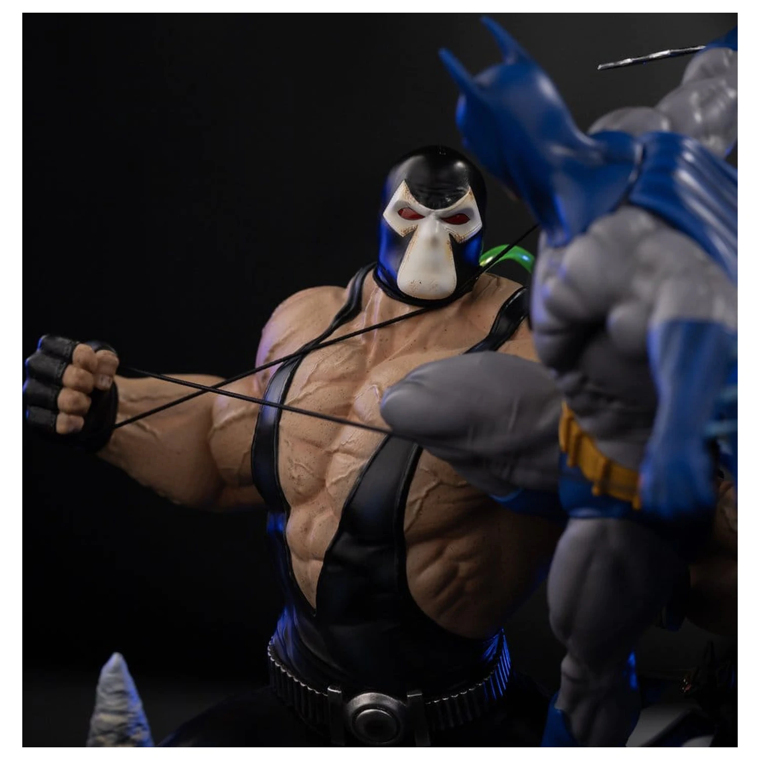 DC Comics Diorama 1/10 Batman vs Bane 33 cm Produktfoto