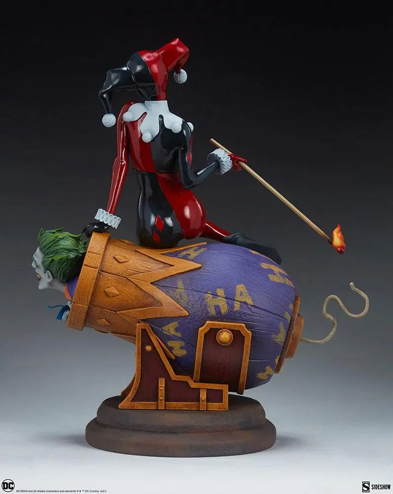 DC Comics Diorama Harley Quinn and The Joker 35 cm Produktfoto