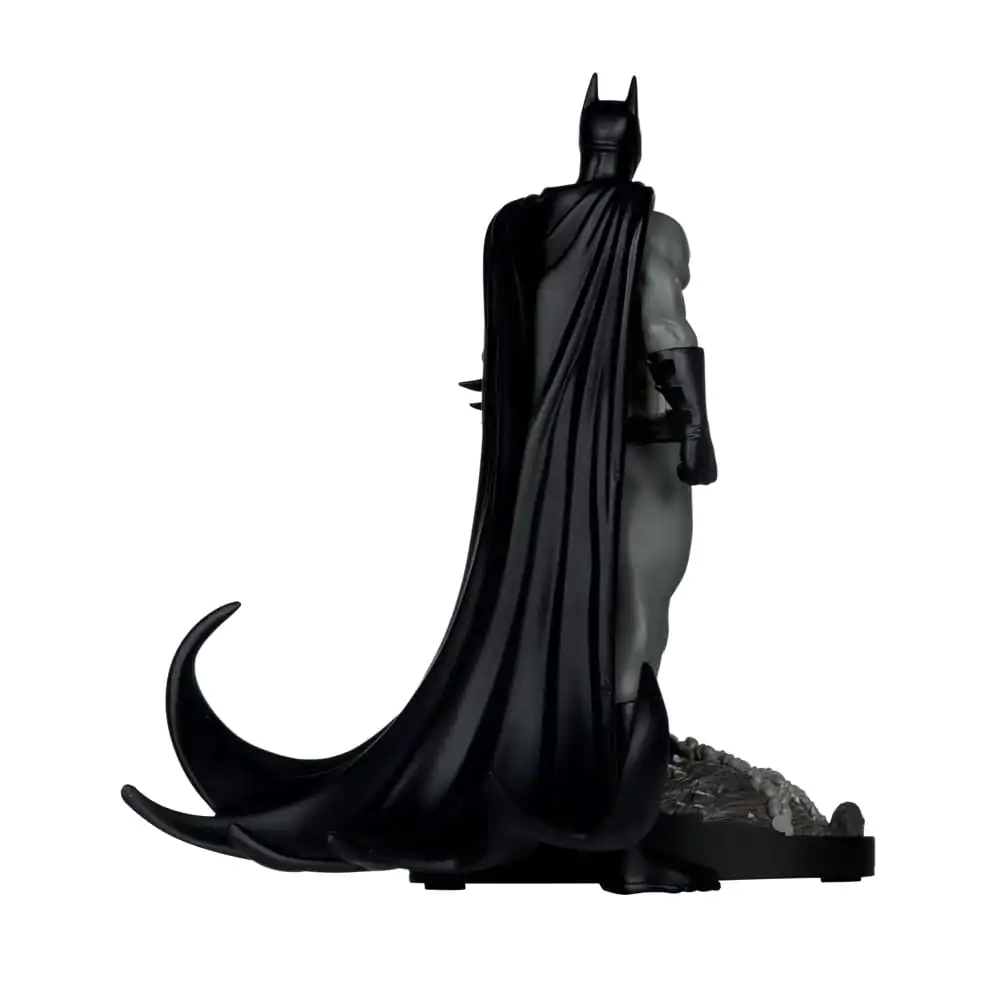 DC Direct Statue 1/10 Batman by Bjorn Barends (Black White) 18 cm Produktfoto