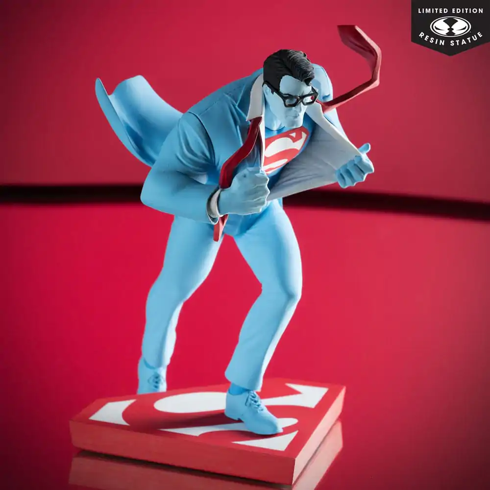 DC Direct Statue 1/10 Superman Red and Blue: Superman by Clayton Henry Limitierte Edition 16 cm Produktfoto