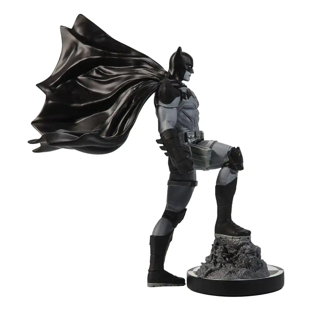 DC Direct Resin Statue Batman Black &amp; White by Mitch Gerads 20 cm Produktfoto