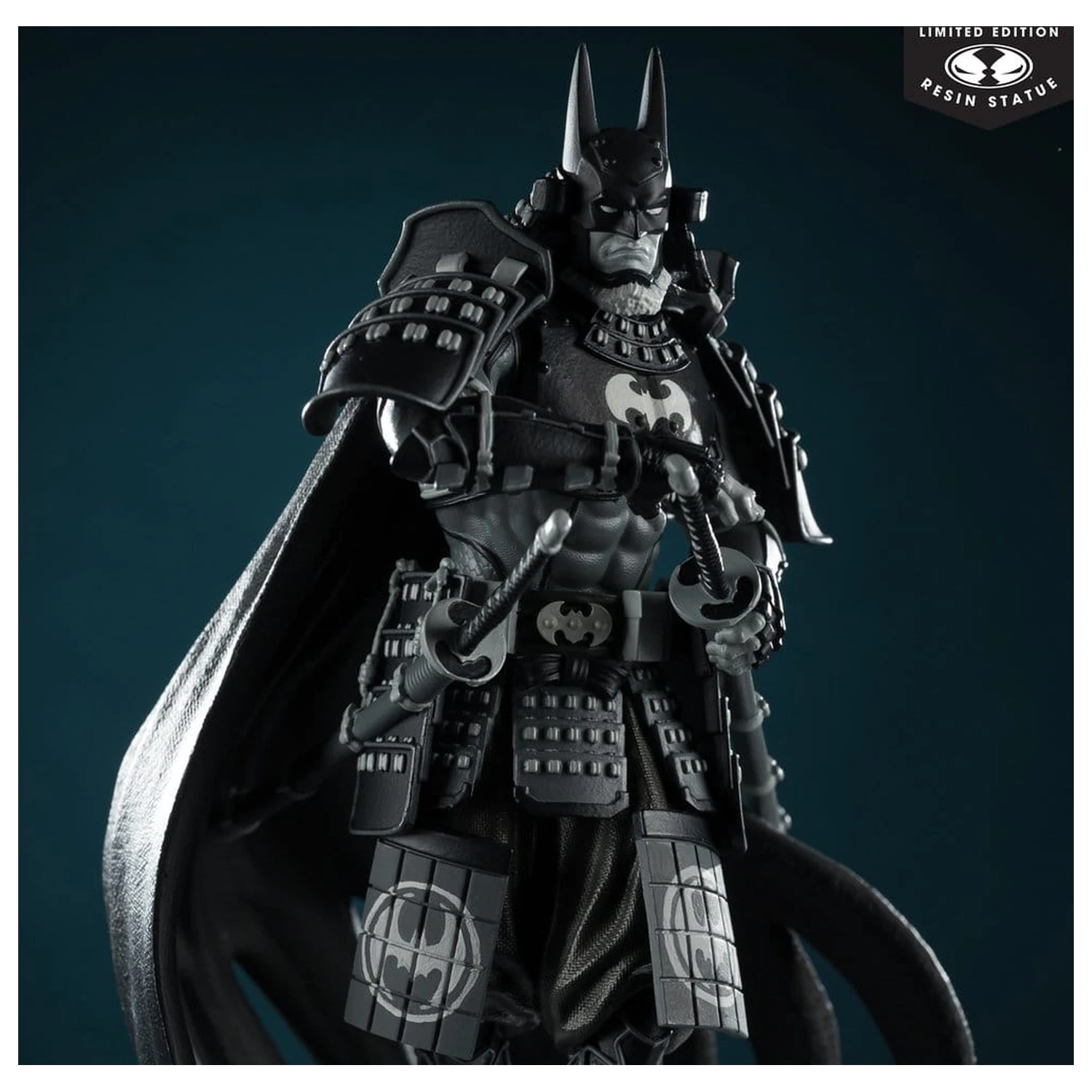 DC Direct Batman Black & White Statue 1/10 Batman Ninja 20 cm Produktfoto