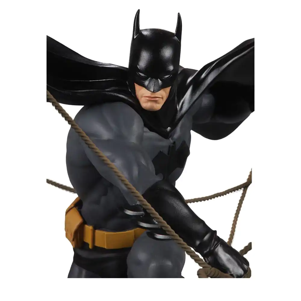 DC Direct Resin Statue DC Designer Series Batman (by Dan Mora) 40 cm termékfotó