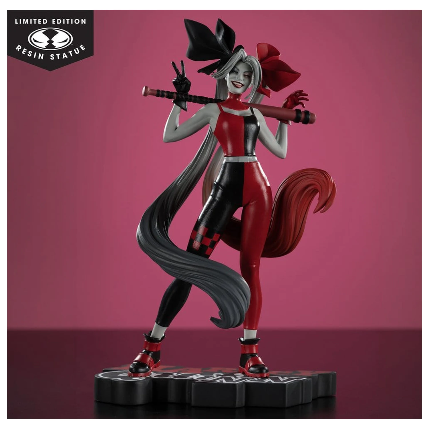 DC Direct Harley Quinn: Red, White & Black Statue 1/10 Harley Quinn von Alex Garner 21 cm Produktfoto