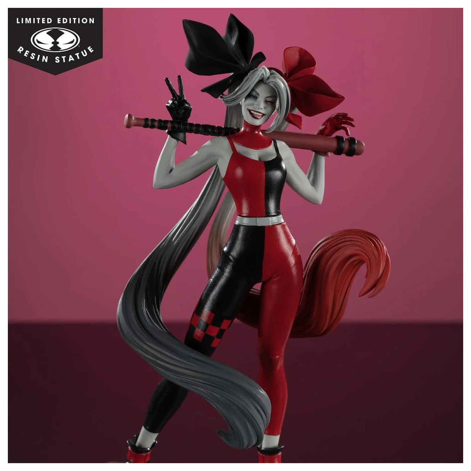 DC Direct Harley Quinn: Red, White & Black Statue 1/10 Harley Quinn von Alex Garner 21 cm Produktfoto