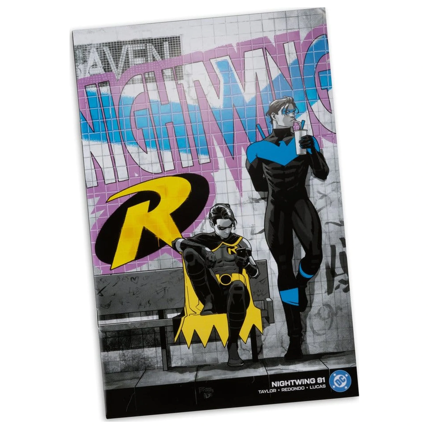 DC Direct Page Punchers Actionfigur Robin Tim Drake (Nightwing #81) (Red Platinum Edition) 18 cm Produktfoto