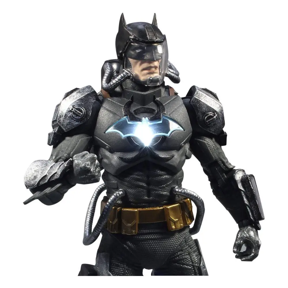 DC Multiverse Actionfigur Batman Hazmat Suit Gold Label Light Up Batman Symbol 18 cm Produktfoto