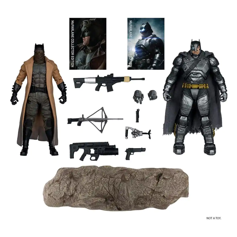 DC Multiverse McFarlane Collector Edition Actionfiguren 2er-Pack #02 Batman (Knightmare) &amp; Batman (Armor Suit) (BvS: DoJ) (Gold Label) 18 cm Produktfoto