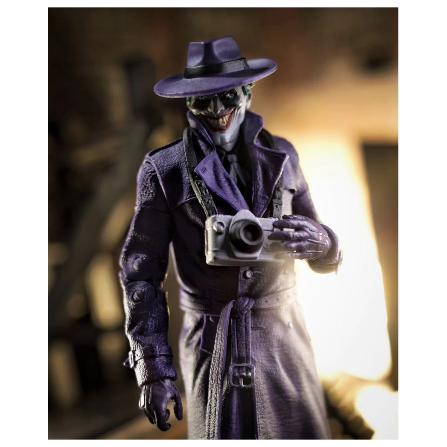DC Multiverse McFarlane Vault Collection Actionfigur The Joker (The Comedian) (Batman: Three Jokers) 18 cm Produktfoto