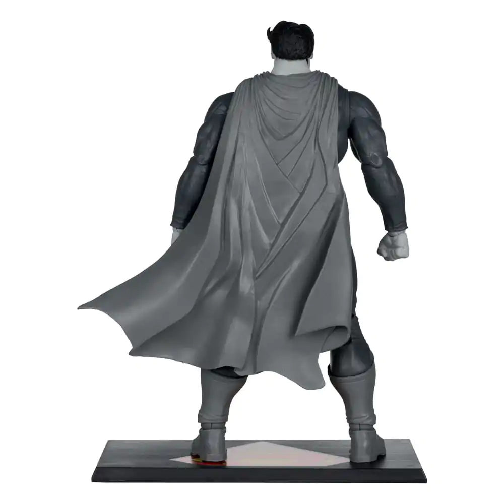 DC Multiverse Action Figur Superman (The Dark Knight Returns) (Black & White Accent Edition) (Gold Label) 18 cm Produktfoto