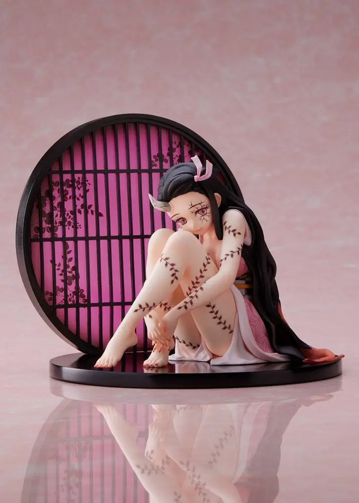 Demon Slayer: Kimetsu no Yaiba Statue 1/8 Entertainment District Arc Nezuko Kamado (Demon Form Advancing Version) 12 cm termékfotó