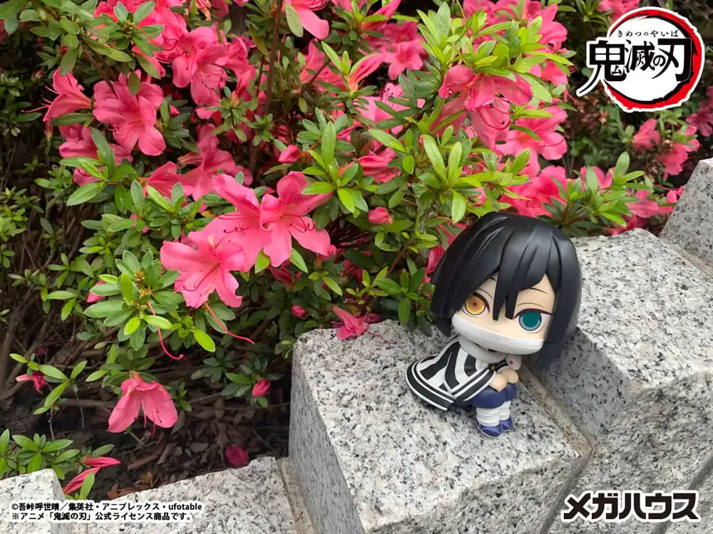 Demon Slayer Kimetsu no Yaiba Look Up PVC Statue Iguro Obanai 11 cm Produktfoto