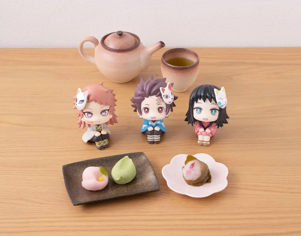 Demon Slayer Kimetsu no Yaiba Look Up PVC Statue Makomo 11 cm Produktfoto