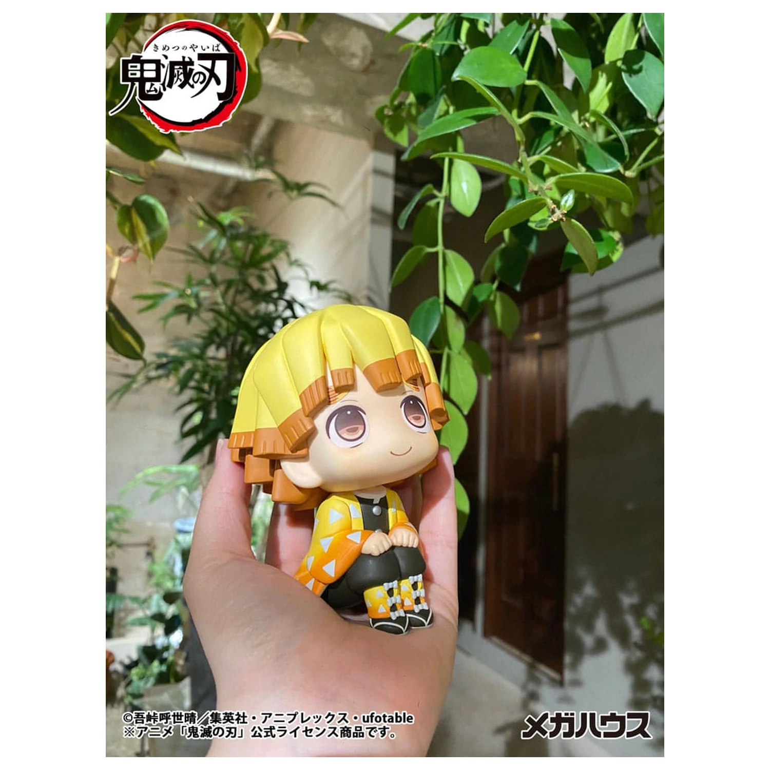 Demon Slayer Kimetsu no Yaiba Look Up PVC Statue Zenitsu Agatsuma Smile Ver. 11 cm Produktfoto