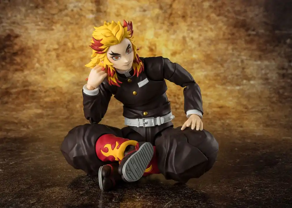 Demon Slayer: Kimetsu no Yaiba S.H.Figuarts Actionfigur Kyojuro Rengoku 15 cm Produktfoto