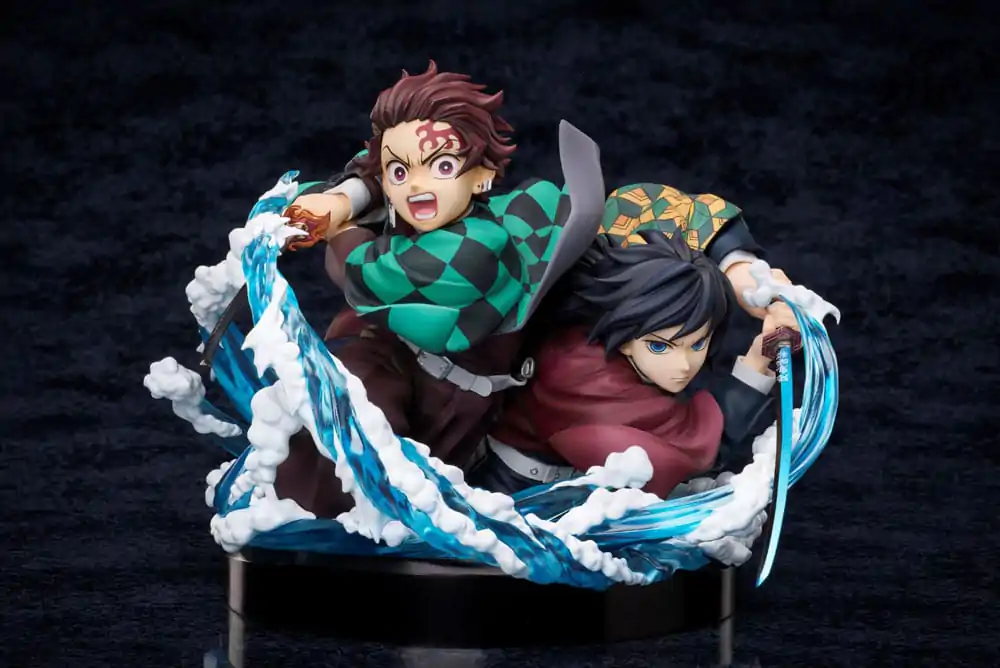 Demon Slayer: Kimetsu no Yaiba PVC Statue Tanjiro & Giyuu 13 cm Produktfoto