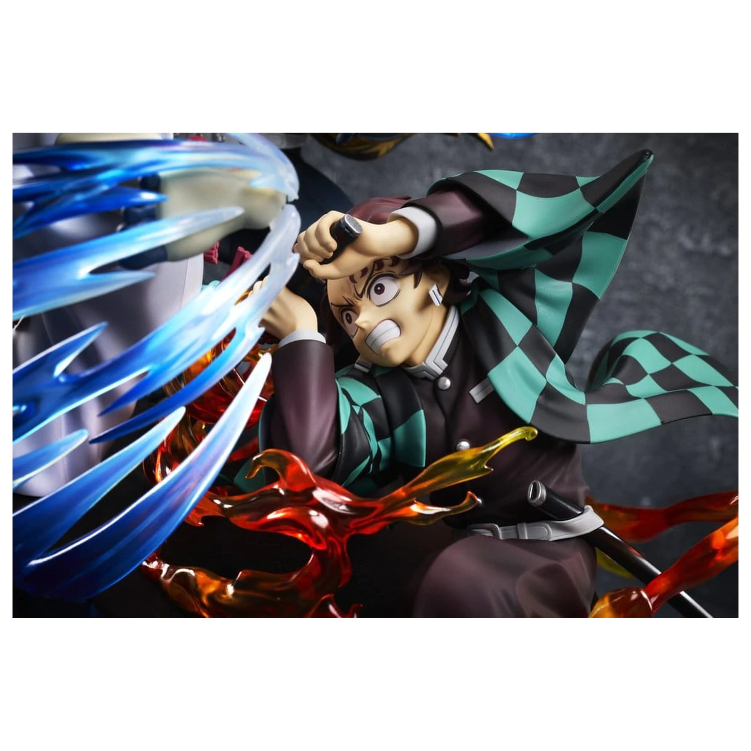 Demon Slayer: Kimetsu no Yaiba PVC Figur Tanjiro Kamado & Giyu Tomioka & Akaza 13 cm Produktfoto