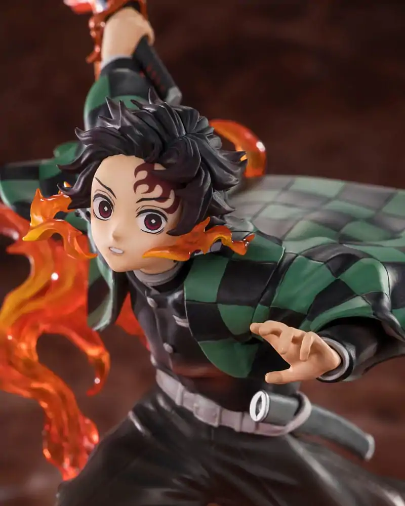 Demon Slayer Kimetsu no Yaiba Tanjiro Kamado Kyojuro Rengokus Schwert Schutz Figur 19,5 cm Produktfoto