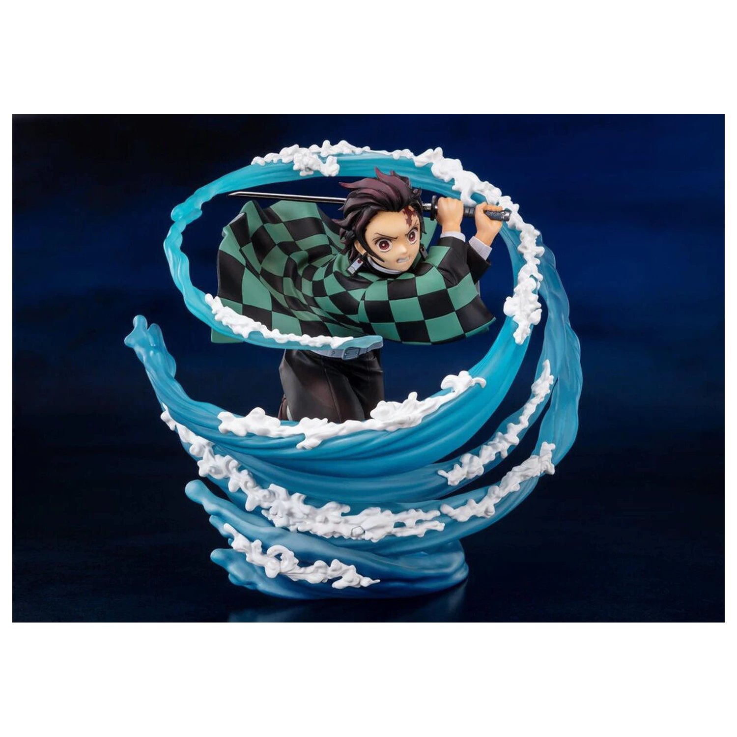 Demon Slayer Kimetsu No Yaiba Tanjiro Kamado Water Breathing S.H. Figurarts Figur 15cm Produktfoto