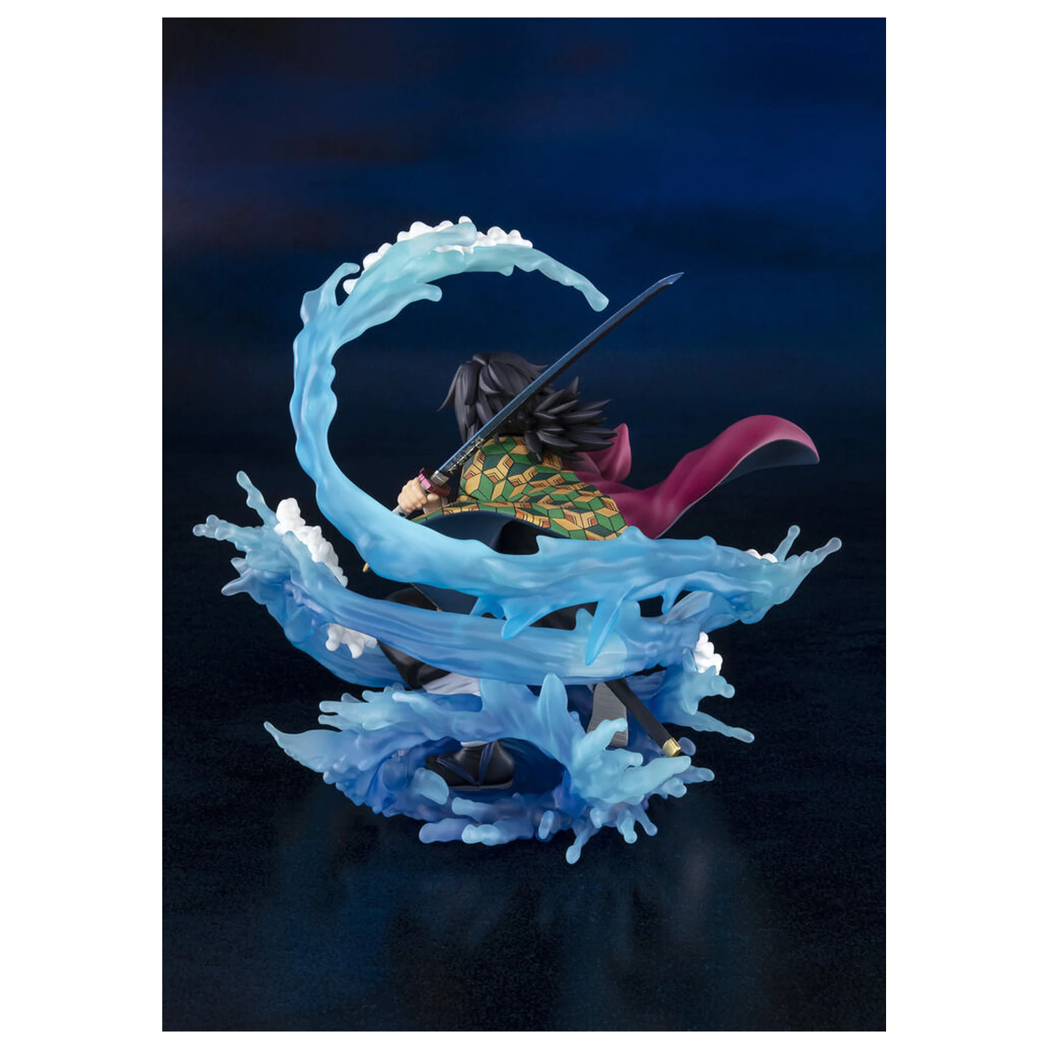 Demon Slayer Kimetsu No Yaiba Tomioka Giyu Water Breathing S.H. Figurarts Figur 17cm Produktfoto